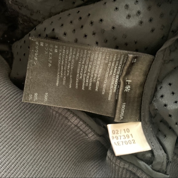 ADIDAS Black Long Sleeve Laser Cut Out Perforated Jacket size Small - Picture 3 of 7